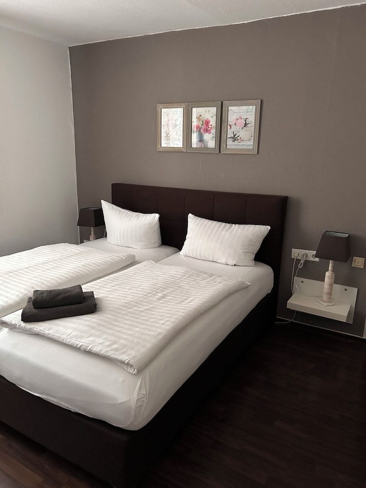 Alte Schlosskurve Hotel & Restaurant 3