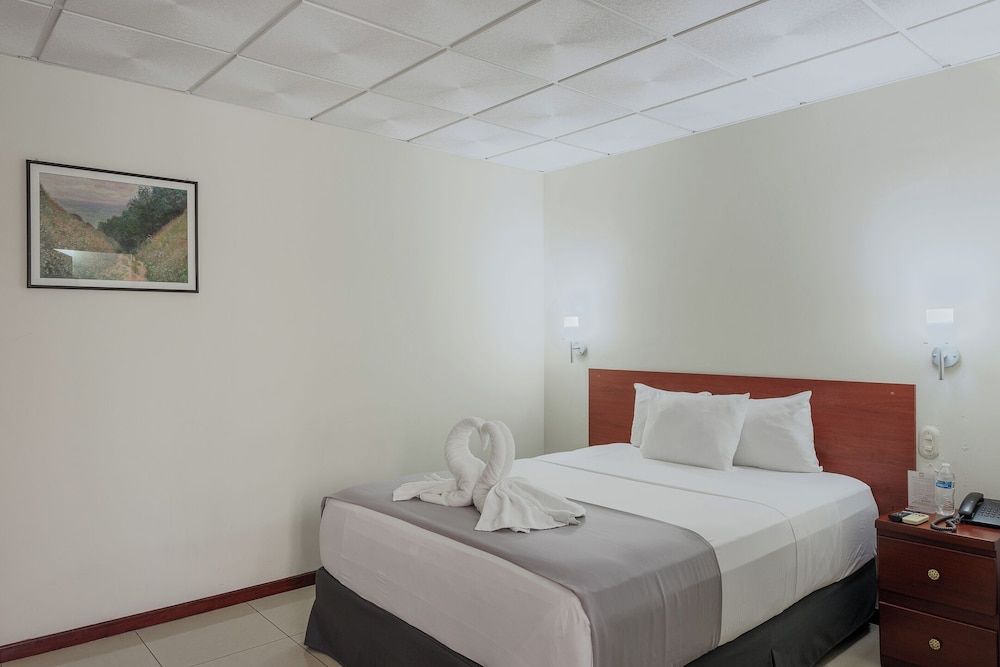 Hotel Windsor Plaza -1 estrellas en San Salvador