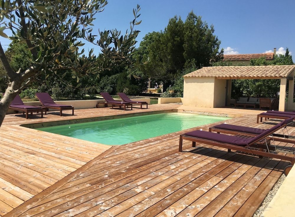 La Datcha Delicatessen -1 estrelas em Tulette