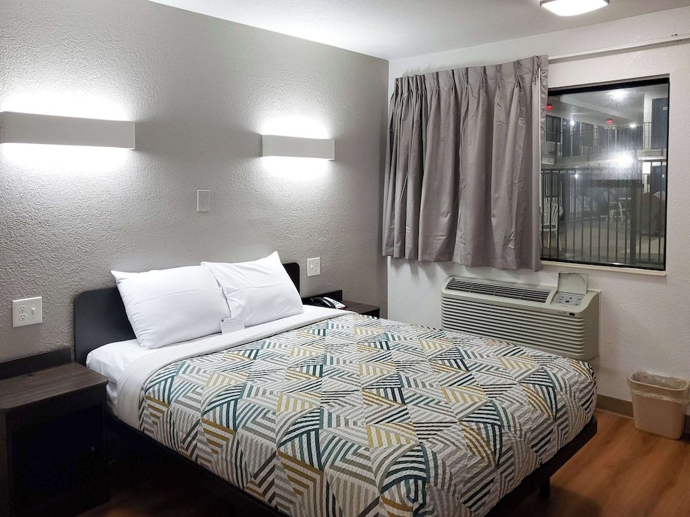 Motel 6 Bellmead, TX - Waco 3