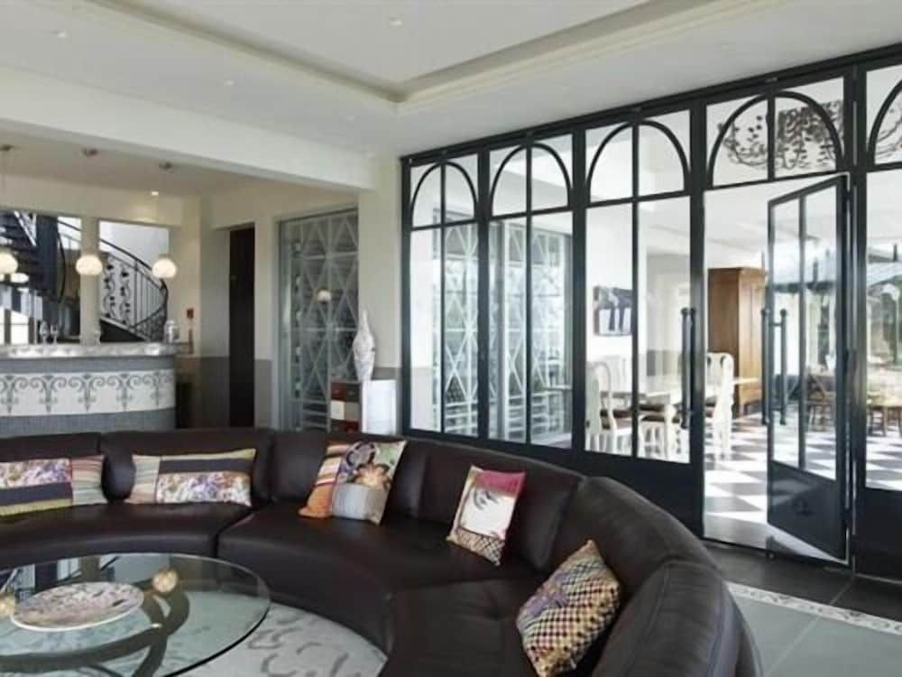 Château la Rose Perriere 2