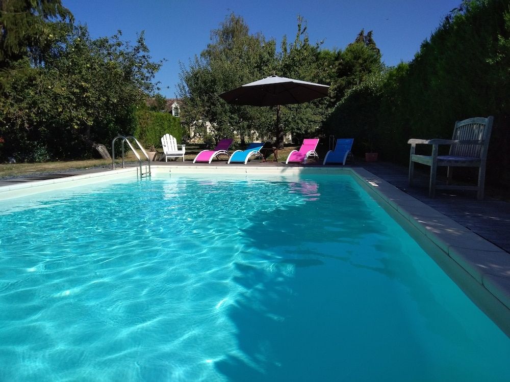 La Grange Dimière -1 estrelas em Saint-Genouph