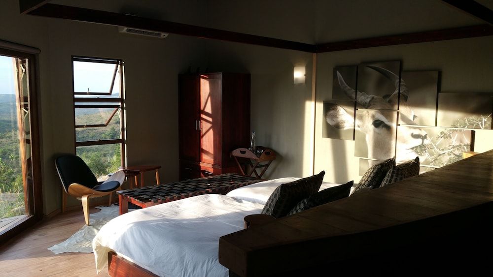 Rhino Ridge Safari Lodge 3