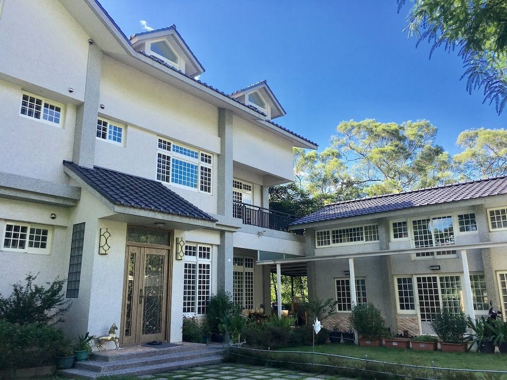 Fanny Manor B&B -1 étoiles à Emei