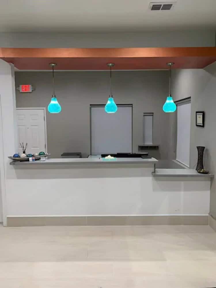 HomeStay Inn & Suites Edinburg 2