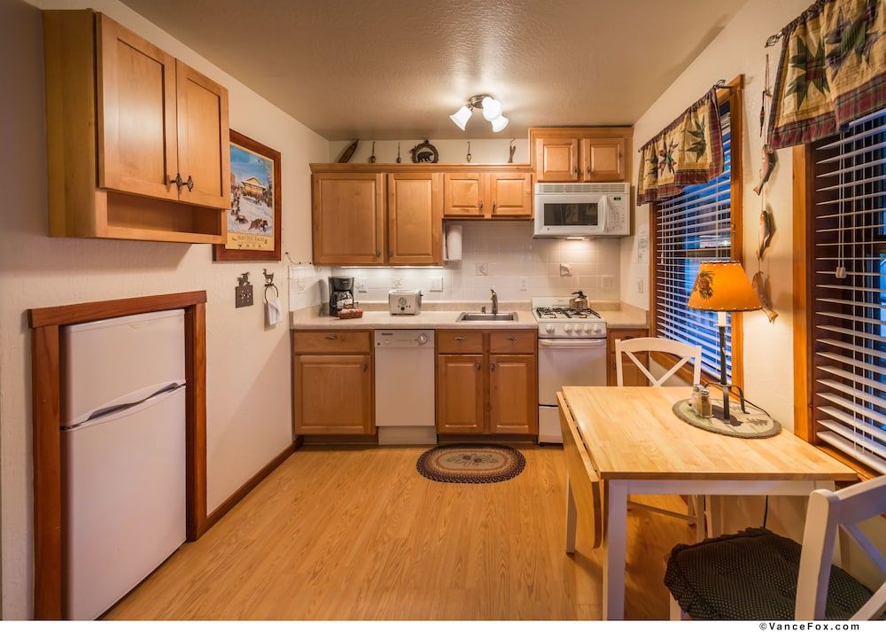 Franciscan Lakeside Lodge 2