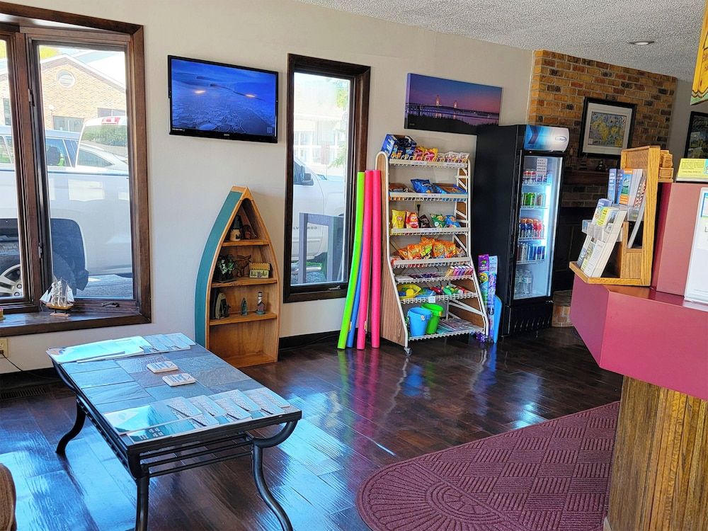 Bavarian Haus Lakefront Inn 3