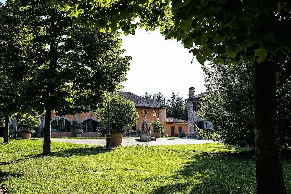 Relais Cascina Scottina -1 estrelas em Cadeo