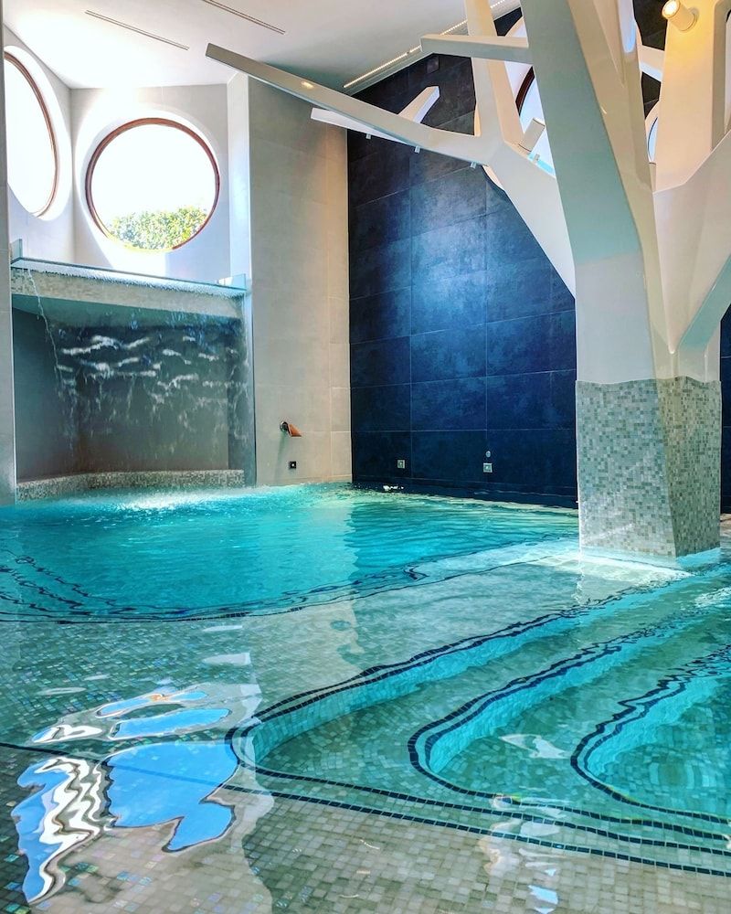 Astrea Wellness & Spa 5 estrelas em Altavilla Silentina