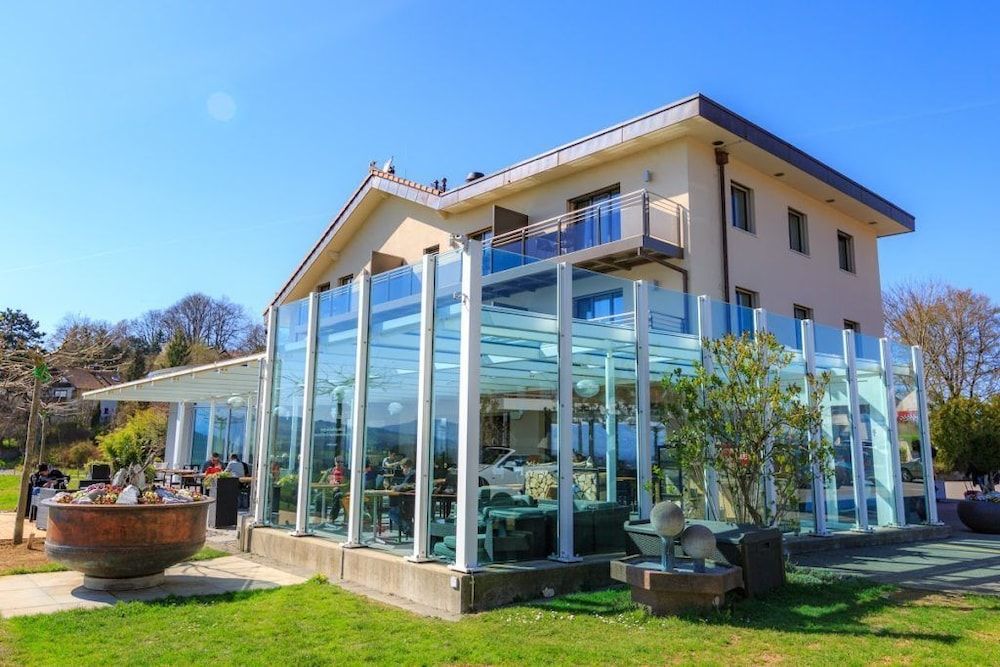 Romantik Hotel Le Vignier -1 étoiles à Avry devant Pont