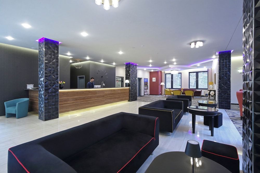 Carlsbad INN hotel & apartments 3