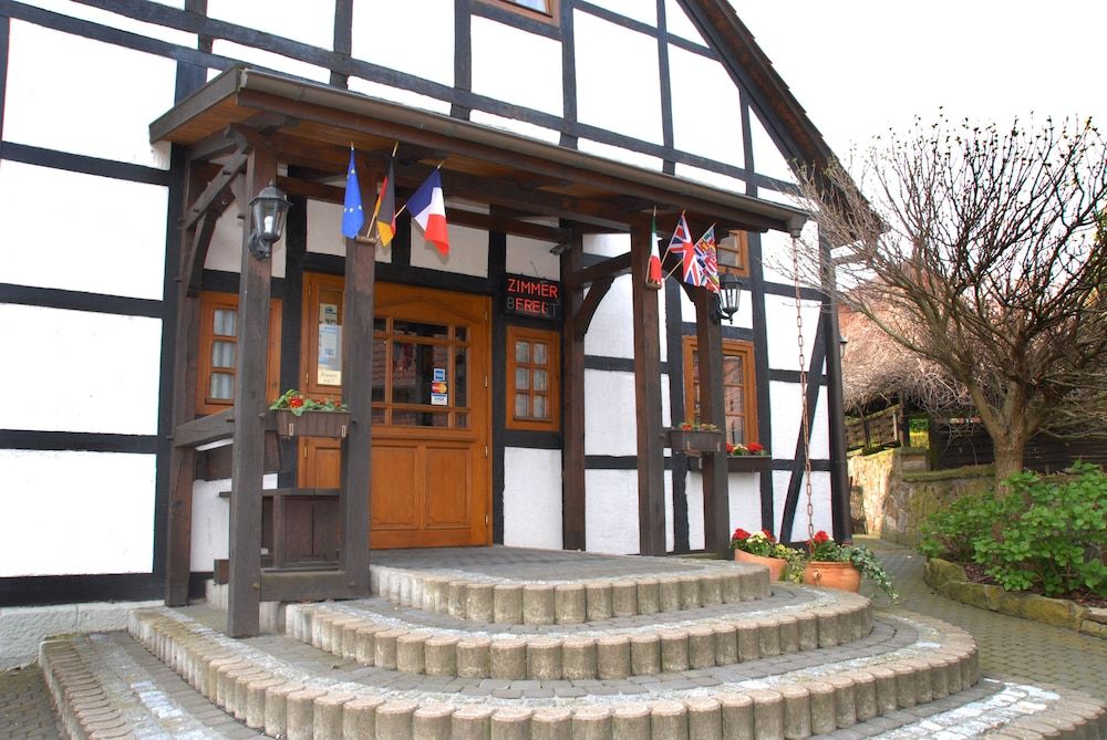 Hotel Alte Schule -1 estrelas em Luhden