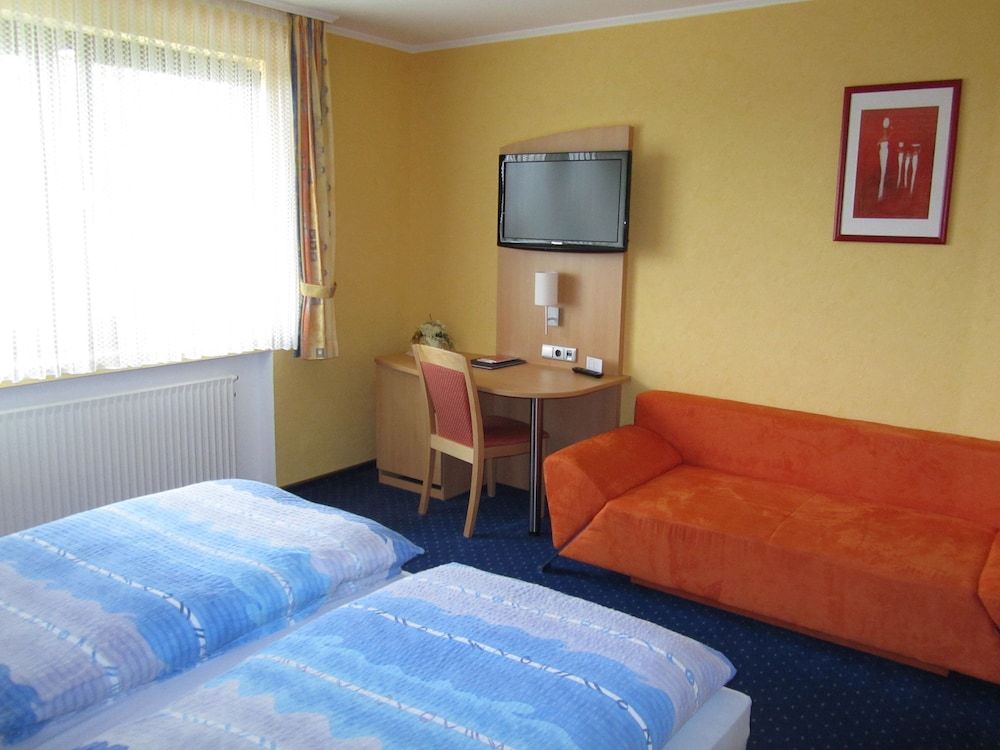 Race-Hotel zur Burg Nürburg 3