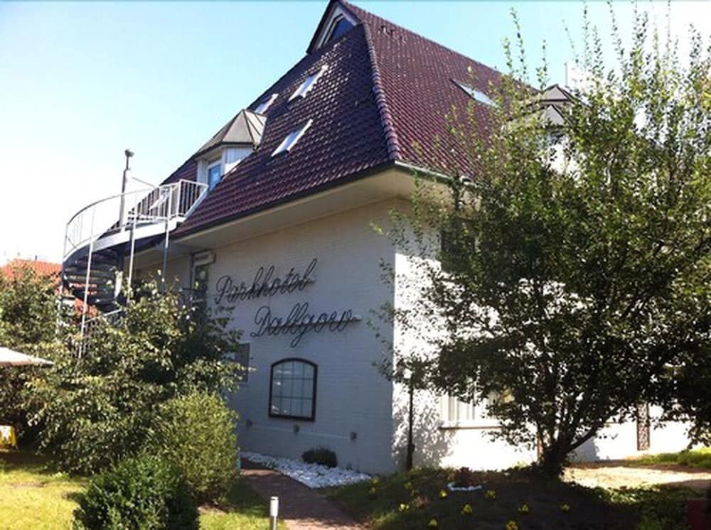 Parkhotel Dallgow -1 estrelas em Dallgow