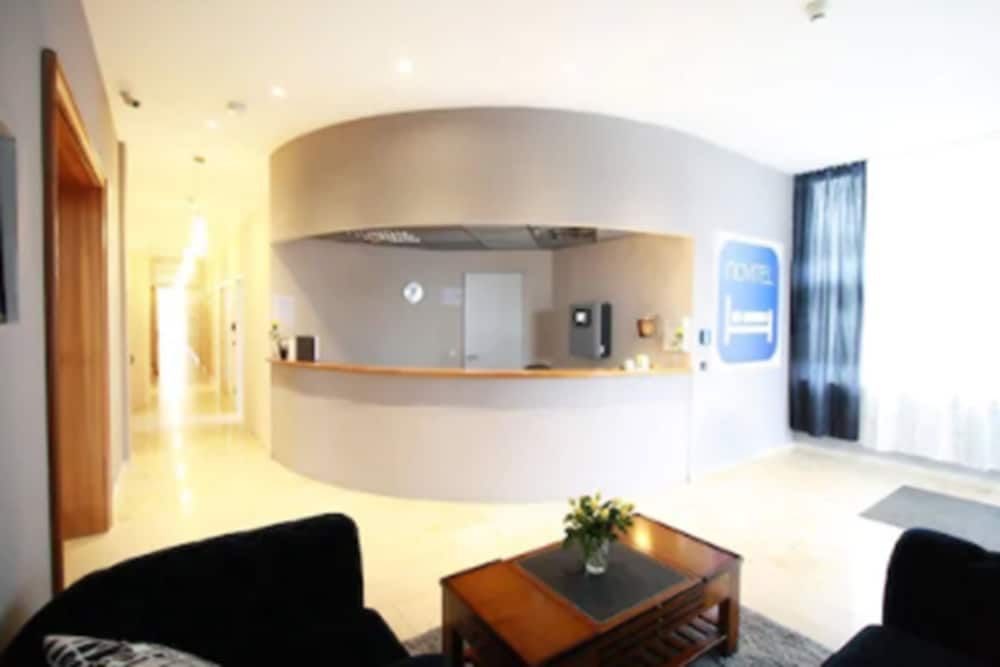 ARRIVEL Hotel Kirchheim - bisher: Novitel 2