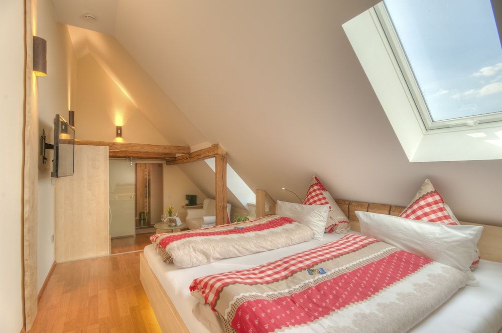 Landhotel Goldenes Kreuz 3