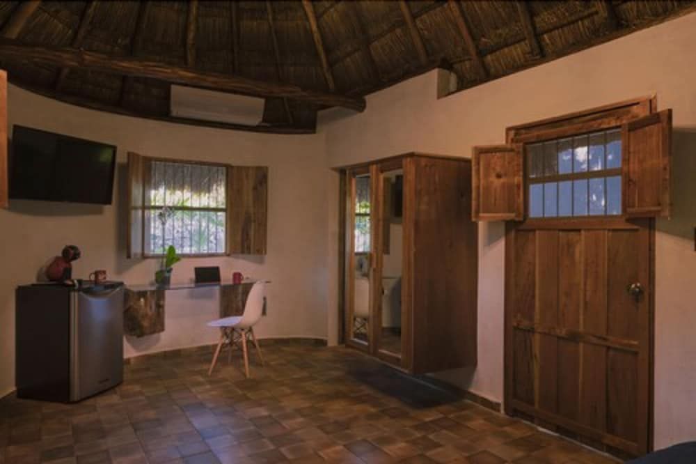 Hotel Boutique Cenote San Ignacio 2