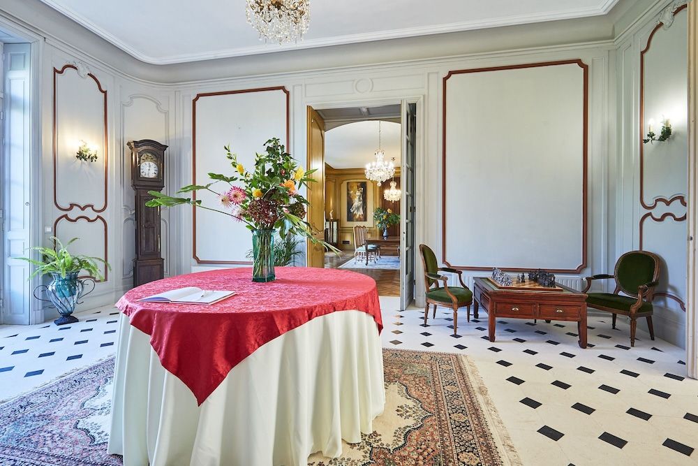 Le ChÔøΩteau des Monts 2