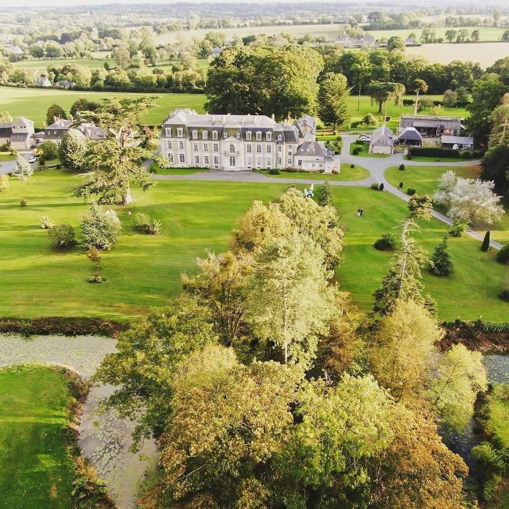 Le ChÔøΩteau des Monts 4 estrelas em Barbeville