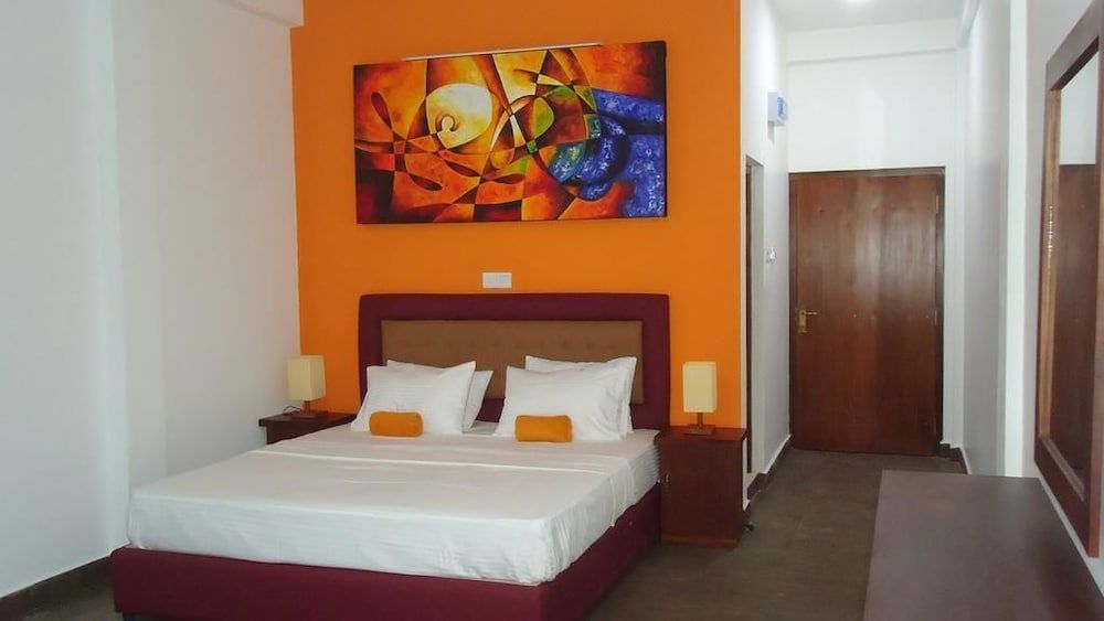 Bridge Hotel Negombo 3