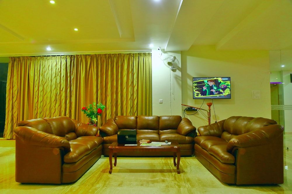 Rubystone Shiv Vilas Palace 2