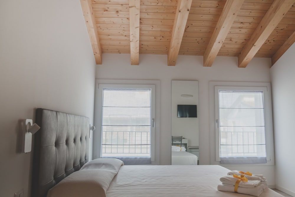 Terra Ferma Rooms & More 2