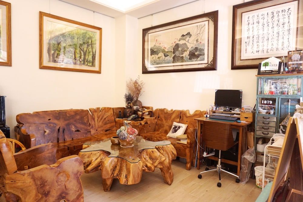 Pottery Flower B&B 2