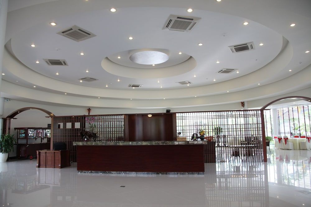 Forever Green Resort 2