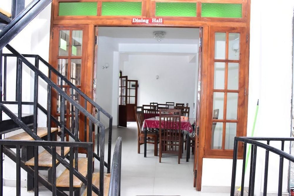 Grand View Guest House & Restaurant 2