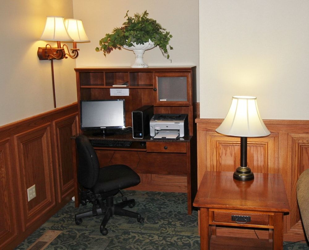 Homestead Inn and Suites 3