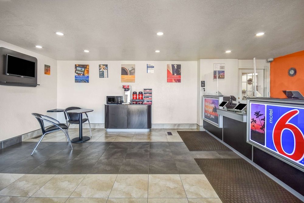 Motel 6 North Ridgeville, OH - Cleveland Intl Airport - N Ridgeville 2