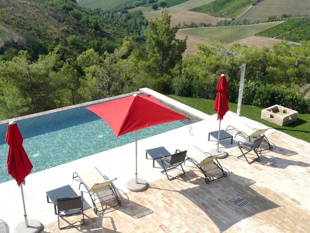 Relais Cocci Grifoni ÔøΩ Panoramic Wine Resort -1 estrelas em Offida