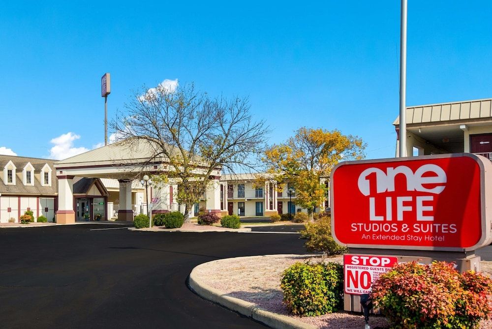 1 Life Studio and Suites 2 estrellas en Evansville