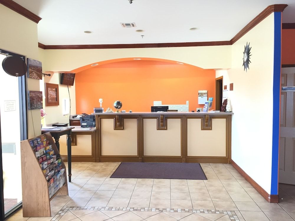 Boca Chica Inn & Suites Brownsville 3