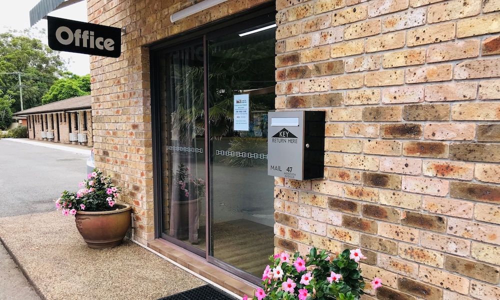 Lemon Tree Passage Motel 2