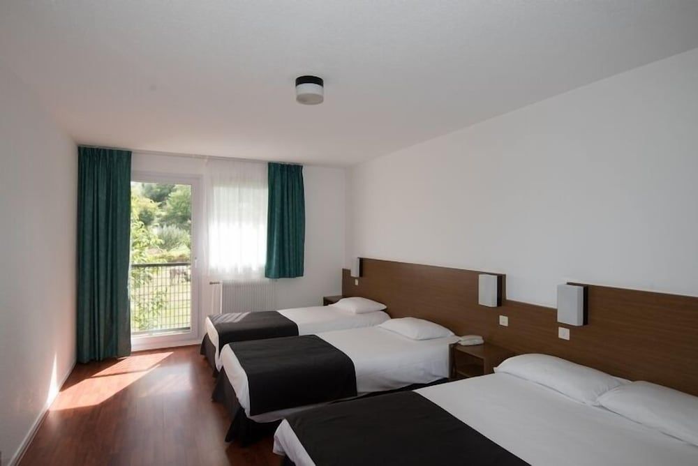 Hôtel-Restaurant l'Artière 3