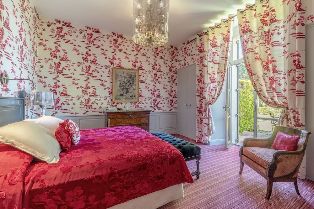 La Chapelle Saint - Martin Relais & Chateaux 2