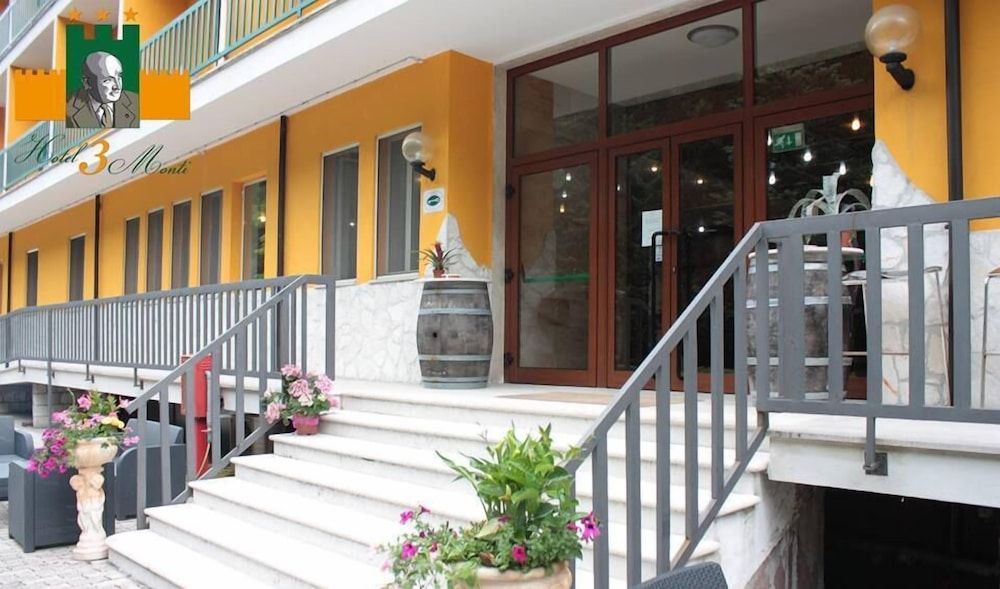 Hotel Tre Monti 3 estrelas em Popoli