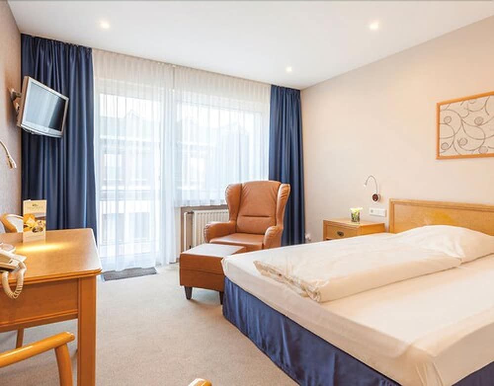 Landhotel Weserblick 3