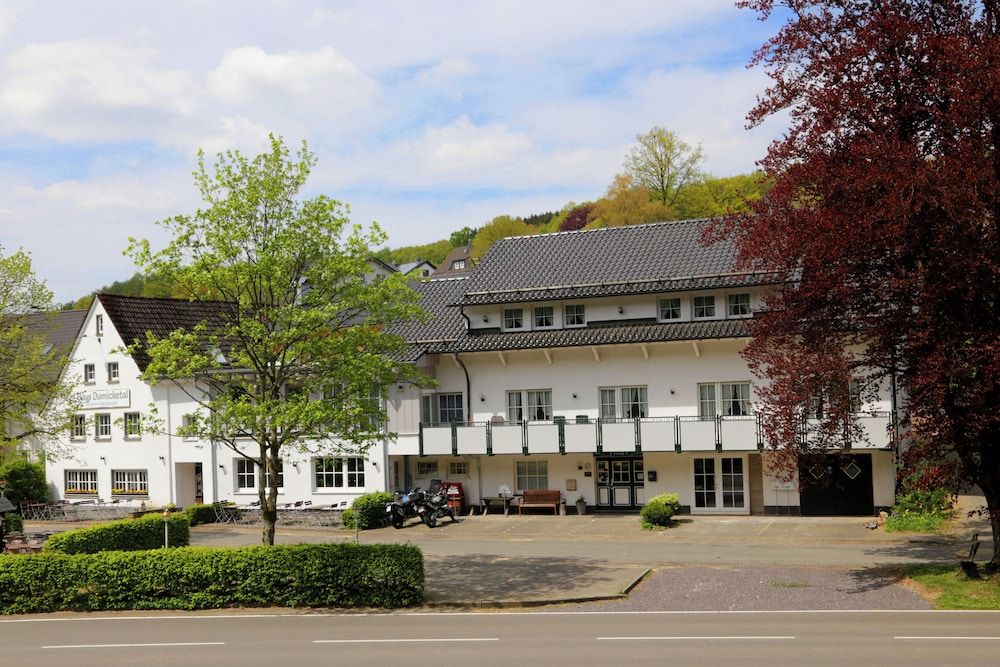 Hotel Restaurant Haus Dumicketal 3 estrelas em Drolshagen