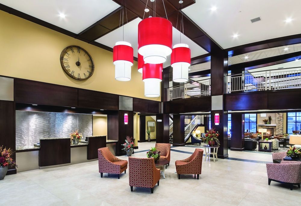 ClubHouse Hotel & Suites - Fargo 2