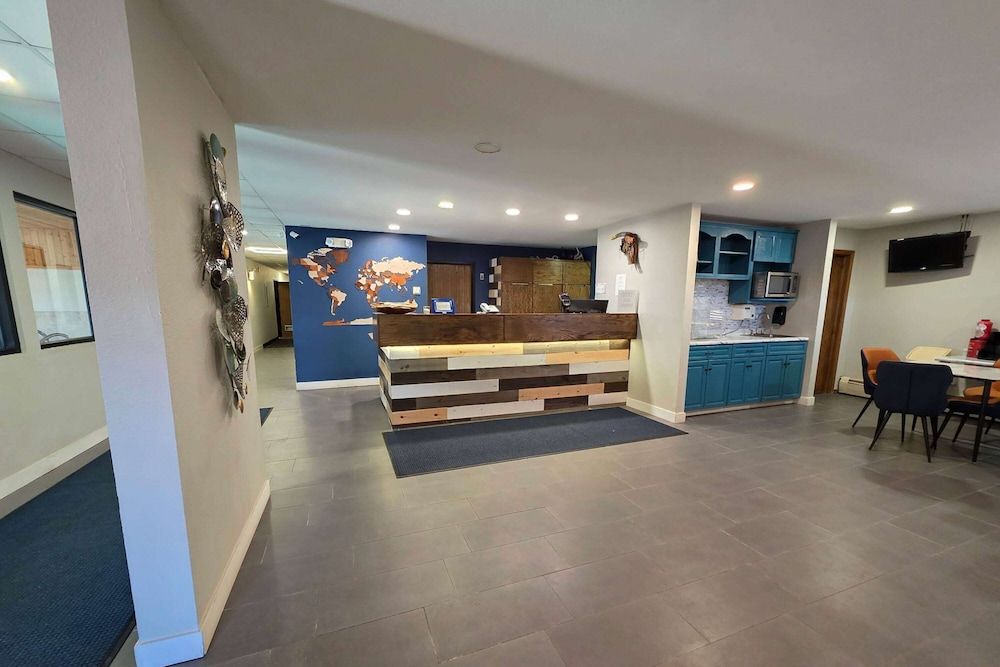 Super 8 by Wyndham Hayward WI 2