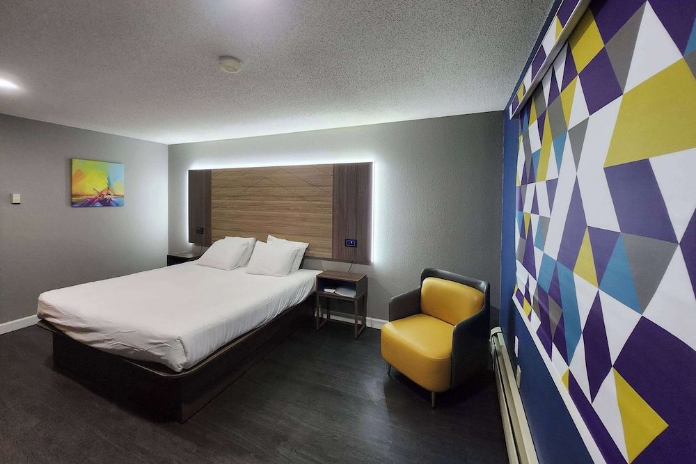 Super 8 by Wyndham Hayward WI -1 étoiles à Hayward