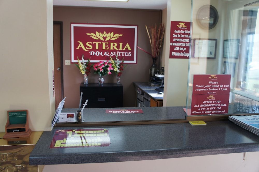 Coratel Inn and Suites Maple Grove 3