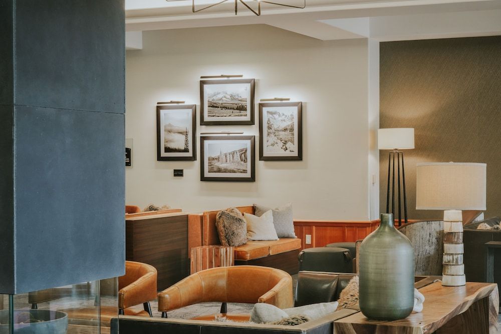 The Summit Hotel at Big Sky Resort 2