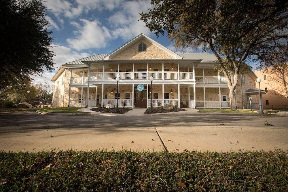 Gruene River Hotel & Retreat 4 estrellas en New Braunfels