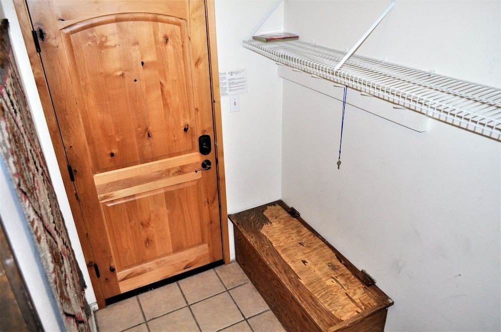 Snowflake 1 Bed plus Den 2 Bath 2