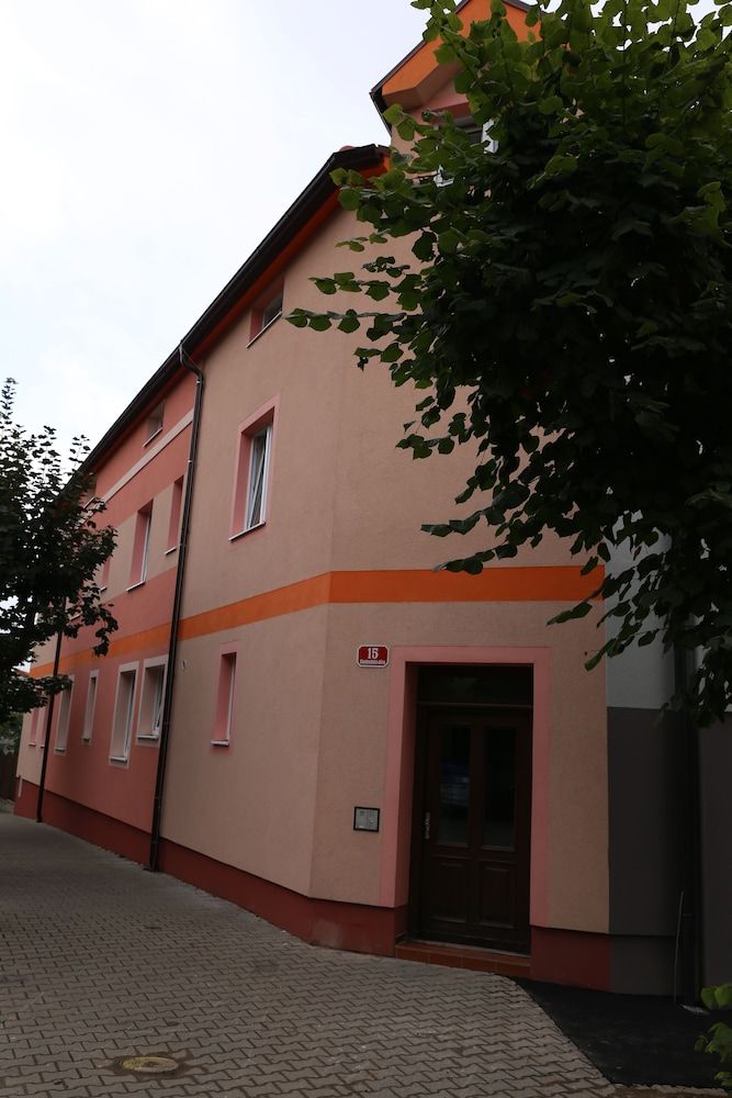 ApartmÔøΩny u Gigantu -1 estrellas en Pilsen