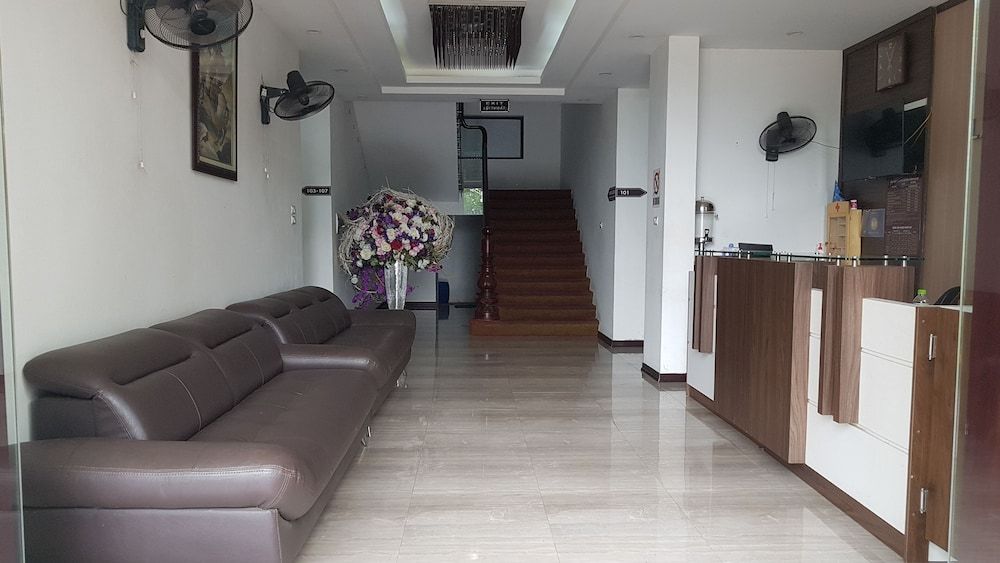 Lakeside Dailai Hotel 2