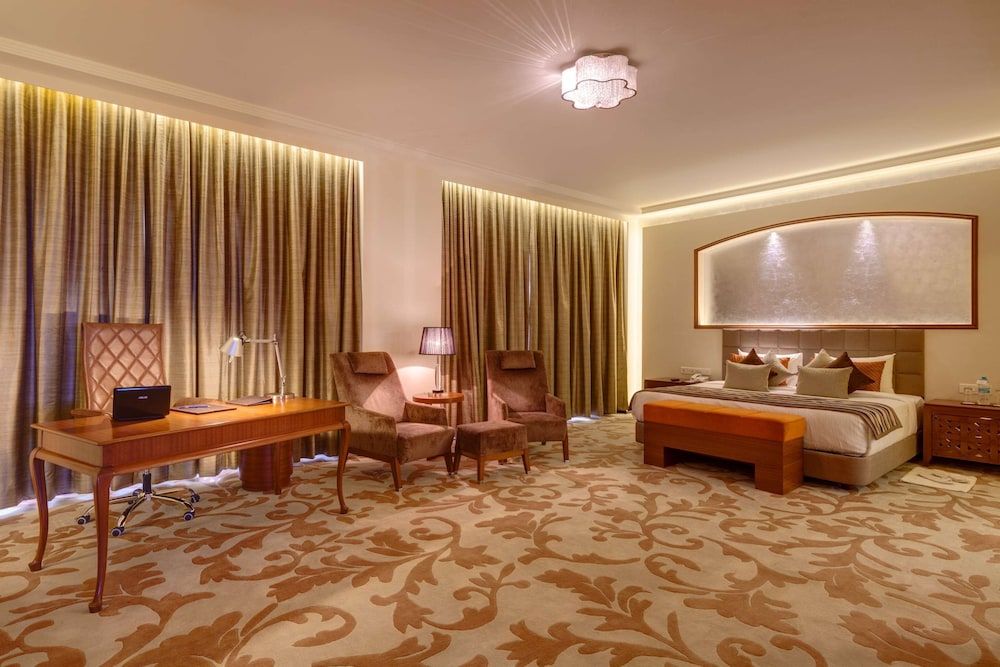 Balaji Sarovar Premiere Solapur 3